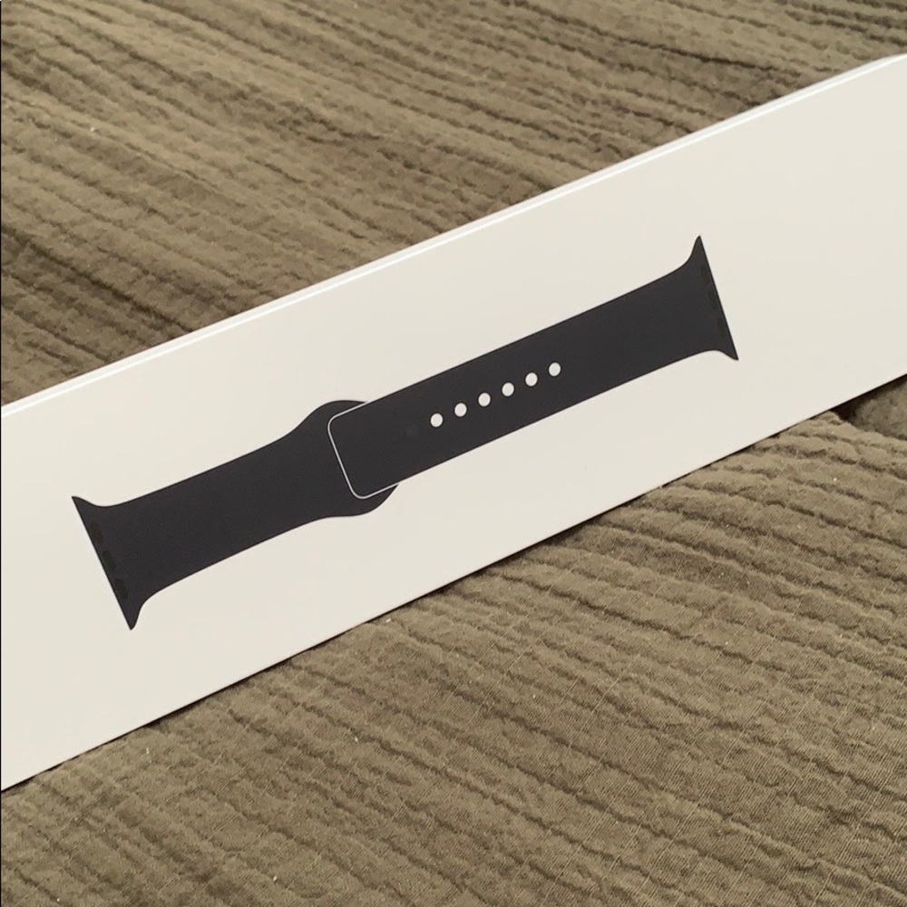 APPLE WATCH SPORTS BAND